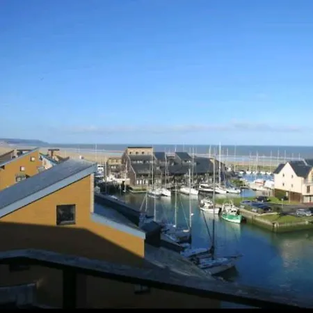 Le Nid Sur La Апартаменты Довиль